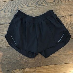 BLACK Lululemon workout shorts with liner size 8
